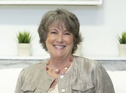Julia  Buck